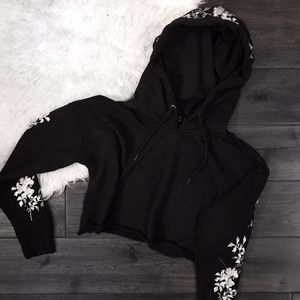 Missguided Black Floral Embroidered Sweatshirt